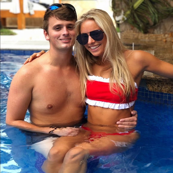 Meet your Posher, Cally - Picture 1 of 1